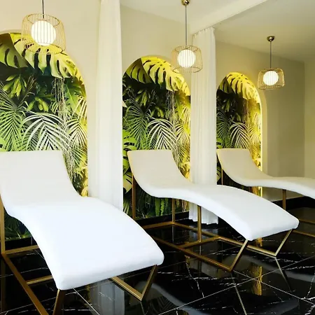 Апартаменты Qoople Triumph 17 Near Cleopatra