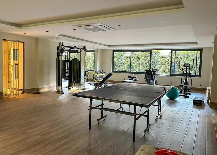 Qoople Triumph 17 Near Cleopatra Apartamento *