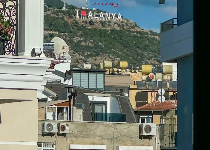 Qoople Triumph 17 Near Cleopatra Apartament Alanya