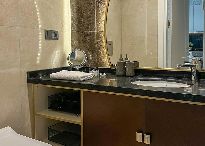 Qoople Triumph 17 Near Cleopatra Apartament *